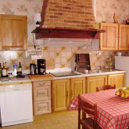 Maison Accueillante à Gabarret, Jacuzzi Et Jardin