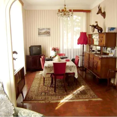 Holiday home Maison Accueillante A Gabarret, Jacuzzi Et Jardin *